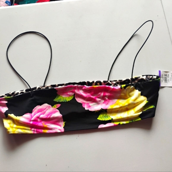 AFRM Penny Reversible Crop Top. Size L - Picture 7 of 15